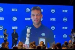 劳塔罗获意甲绅士奖:很高兴连续两年获奖,感谢为我投票的球迷们